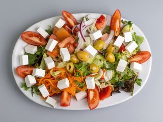 Ensalada Con Queso Feta