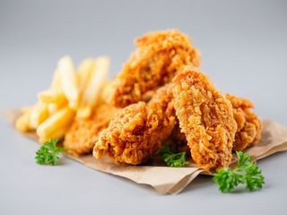 Menu Pollo Broaster Completo ( 3 Piezas)