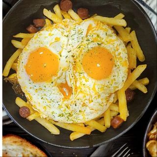 Huevos Rotos