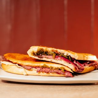Bocadillo de Pepito de Ternera