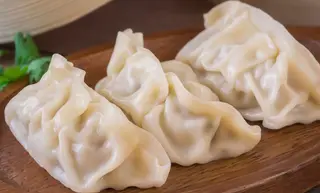 Gyozas fritas de Langostinos (6 Uds.)