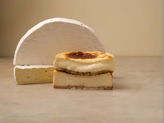 Brie Pequeña