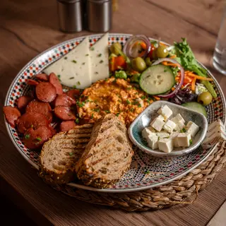 DESAYUNO TURCO