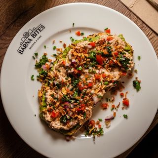 tostada spicy tuna