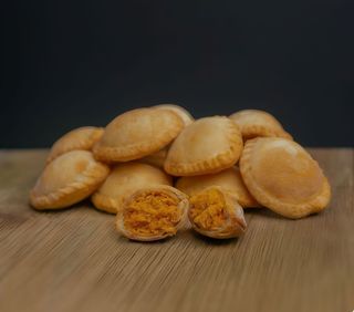 Pastelitos Al Estilo Venezolano De Carne (6 Uds.)