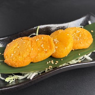 Pastelitos fritos de calabaza dulce (4 Uds.)