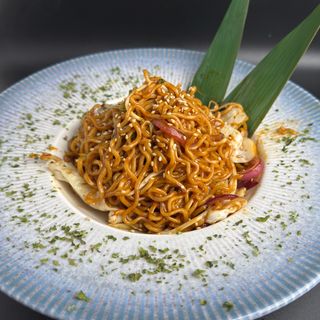 Yakisoba de Ternera