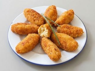 Ración De Croquetas Pollo (6 Uds.)