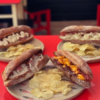 2. Bokadillo De Bacon Con Pollo Asado (XXL)