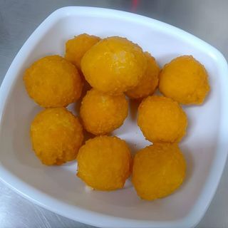 105. Bolitas de Queso (10 Uds.)