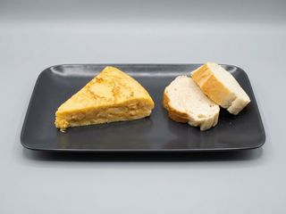 Tortilla De Patata Con Café