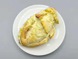 Pan de ajo com queso roquefort