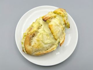Pan de ajo com queso roquefort