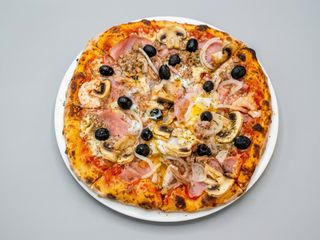 Pizza Caprichosa