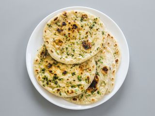 Pan con ajo /Garlic Naan 