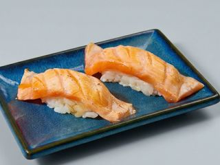 Nigiri Salmón Flambeado (2 Uds.)