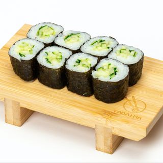 74. Hosomaki De Pepino (8 Uds.)