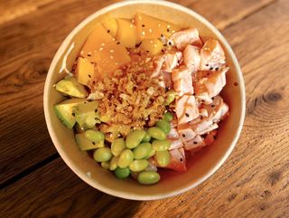 Poke De Salmón A La Plancha