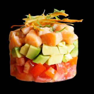 Tartar De Salmón Y Aguacate