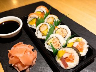 Uramaki Variado (8 Uds.)