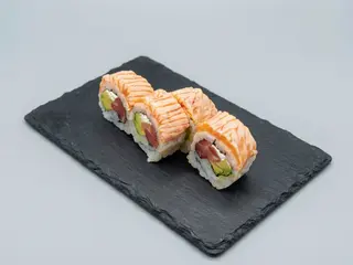 Arenal Flameado Roll