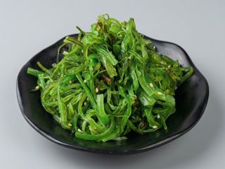 7. Wakame
