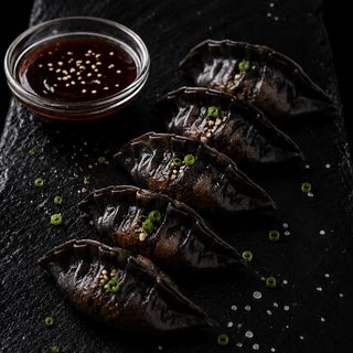Gyozas Negras (5 Uds.)