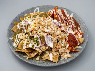 Chilaquiles Mixtos