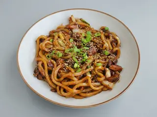 Yakiudon Verduras Y Ternera
