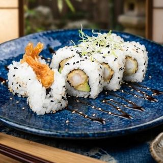 Uramaki California Ebi Tempura (8 Pzs.)