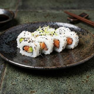 Uramaki California De Salmón (8 Pzs.)