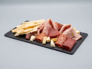 Tabla De Embutidos Y Quesos