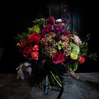 Ramo carnaval petalos de ARAIK GALSTYAN