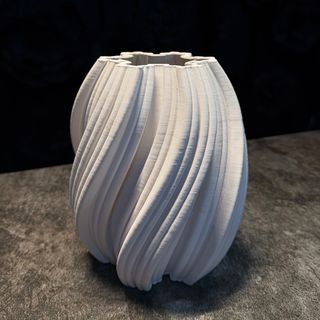 Jarron cerámica blanca de ARAIK GALSTYAN