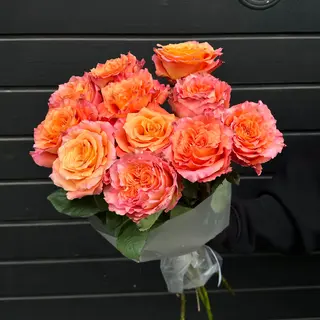 Ramo de 11 Rosas Cherry