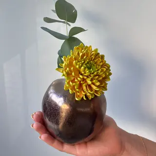 Jarrón de cobre Granada - Decoración con flor amar