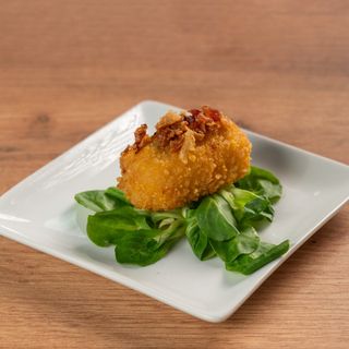 Croqueta de Pollo asado (1 und)