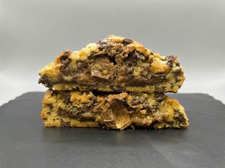 Blondy Ferrero Monster Cookie