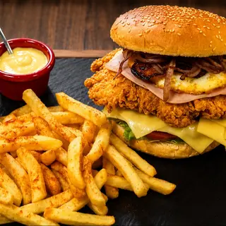 Hamburguesa De Pollo Apanado