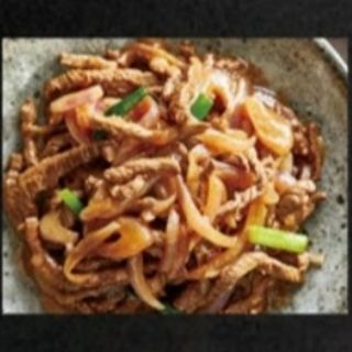 231. Ternera con cebolla