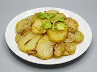 3. Patatas de la casa