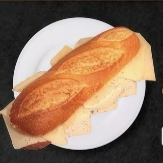98. Bocadillo queso
