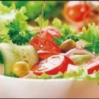 164. Ensalada de la casa vinagreta de miel y mostaza