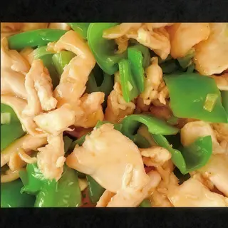 222. Pollo con pimiento verde