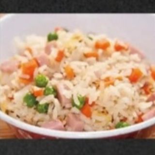 204. Arroz tres delicias