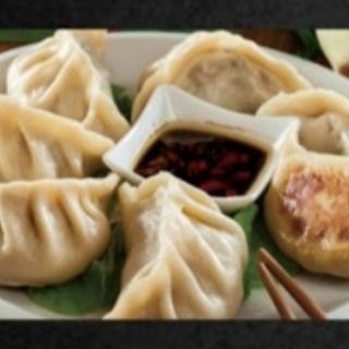 200. Gyoza pollo 10und.