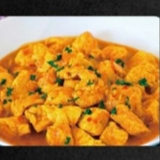 219. Pollo al curry (picante)