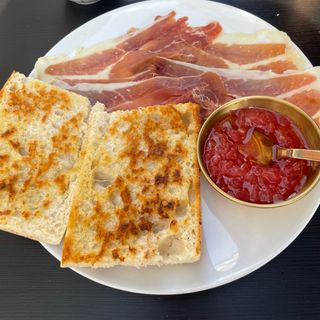 Tosta Serranita