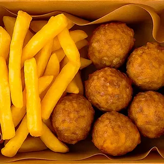 Albóndigas con patatas fritas