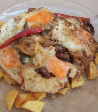 Huevos Rotos Con Jamón